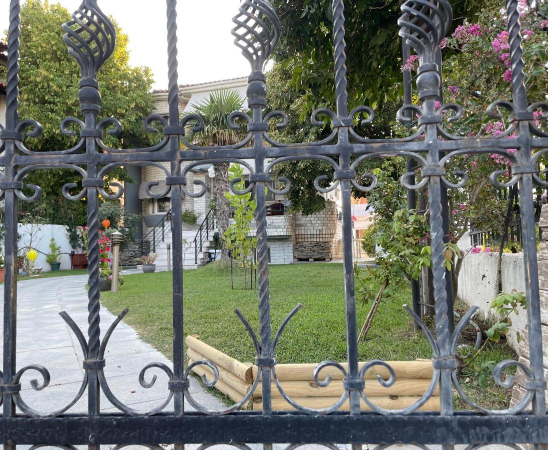 Nikiti Palataki Villa Bagian luar foto