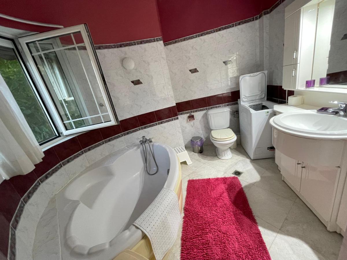 Nikiti Palataki Villa Bagian luar foto